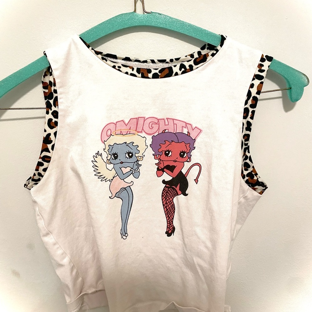 Omigty tank top